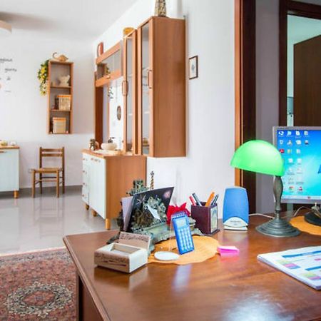 Lo Specchio Del Salento Bed & Breakfast Lecce Bagian luar foto