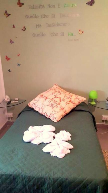 Lo Specchio Del Salento Bed & Breakfast Lecce Ruang foto
