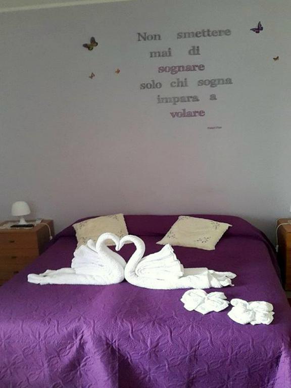 Lo Specchio Del Salento Bed & Breakfast Lecce Ruang foto