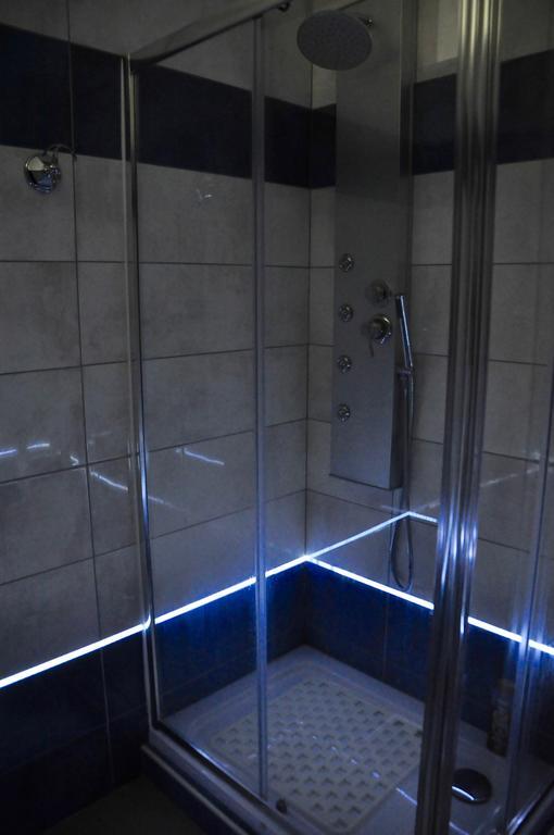 Lo Specchio Del Salento Bed & Breakfast Lecce Bagian luar foto