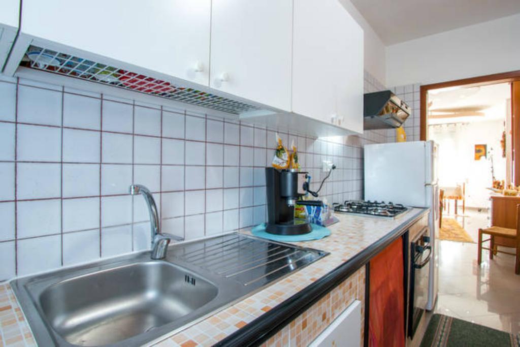 Lo Specchio Del Salento Bed & Breakfast Lecce Bagian luar foto
